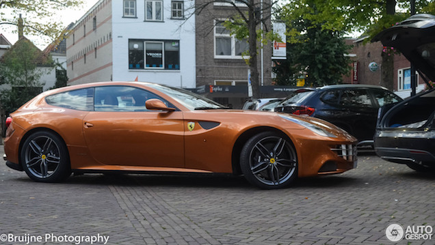 Oranje boven: Ferrari FF