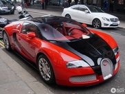 Red and blackmake the Bugatti Veyron Grand Sport look timeless