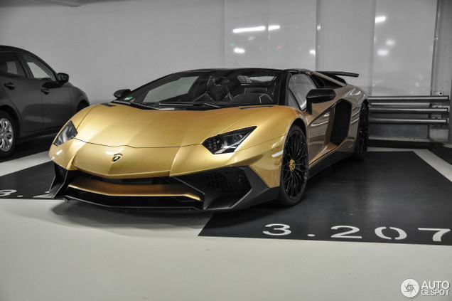 Lamborghini Aventador SV Roadster krijgt geen goud voor parkeren