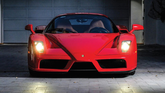Koop de Ferrari Enzo van Tommy Hilfiger
