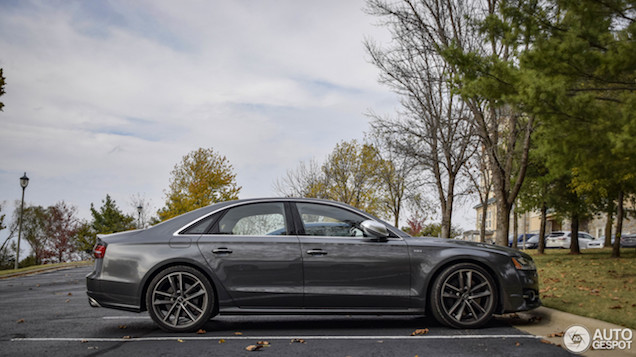 Anoniem maar toch geweldig, Audi S8