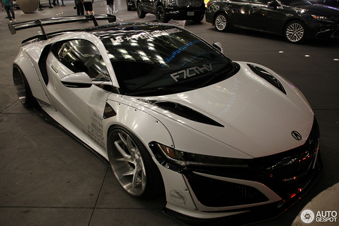 Acura NSX al in handen van Liberty Walk gevallen