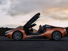 Het dak gaat eraf: BMW i8 Roadster onthuld 