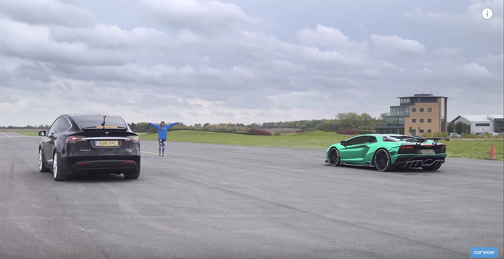 Filmpje: Lamborghini Aventador S tegen Tesla Model X P100D