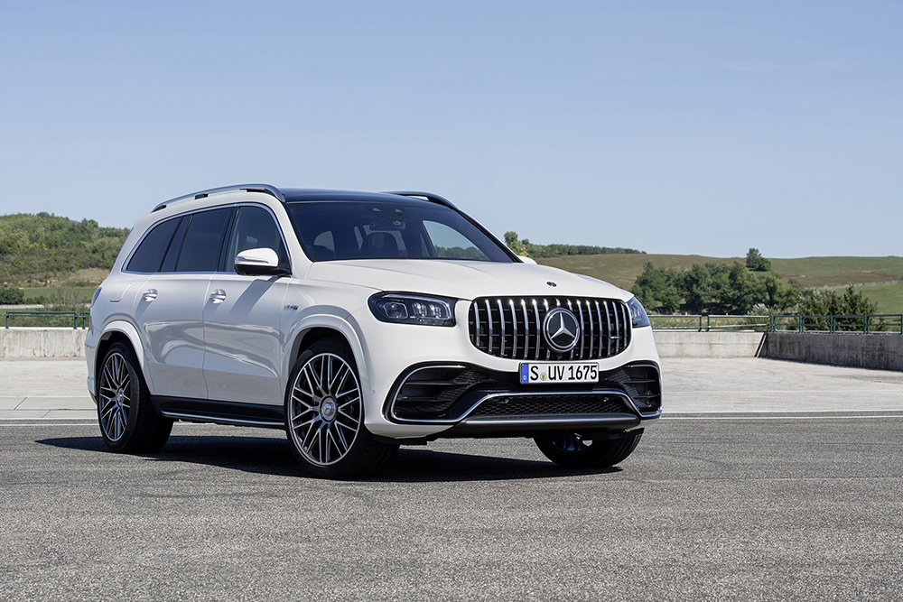 Mercedes-AMG GLS 63 is a rocket for 7 persons