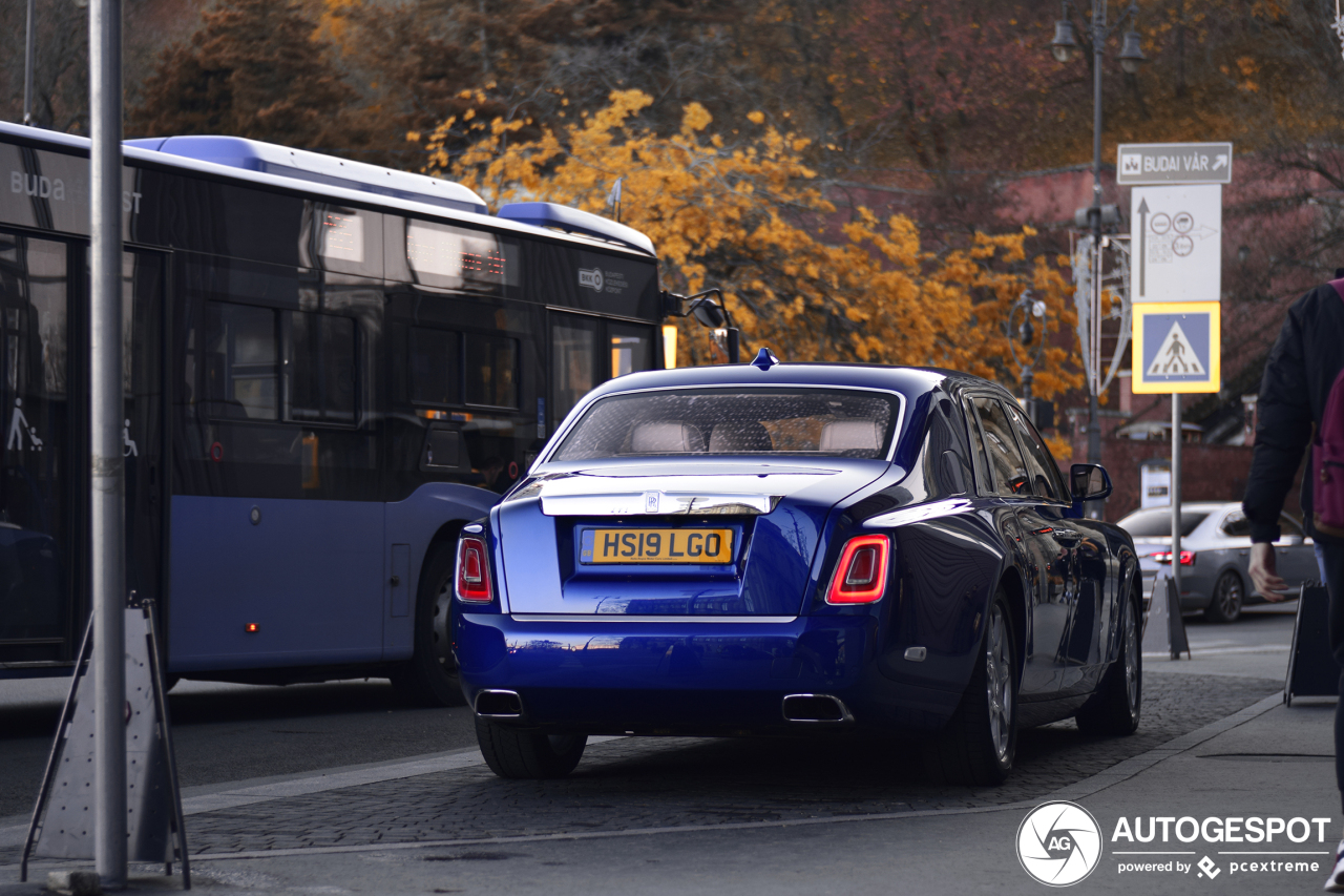 Rolls-Royce Phantom kan wel een adellijke kleur gebruiken