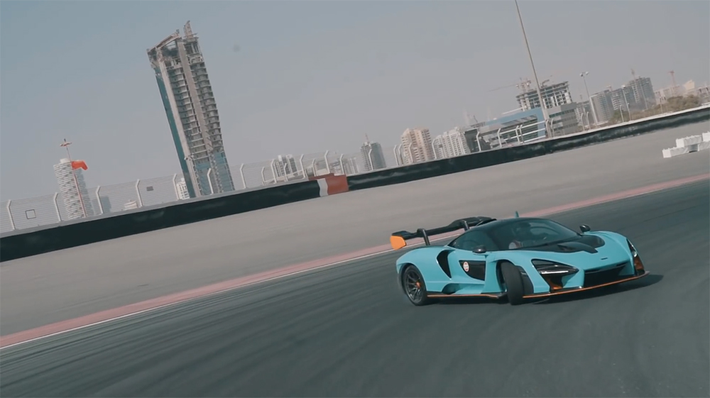 Filmpje: Nico Rosberg neemt de McLaren 720S en Senna mee in Dubai