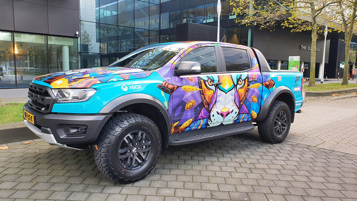 Spot deze vette Ford Raptor #ForzaHorizon5 en win een unieke controller