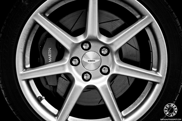 Gereden: Aston Martin V8 Vantage