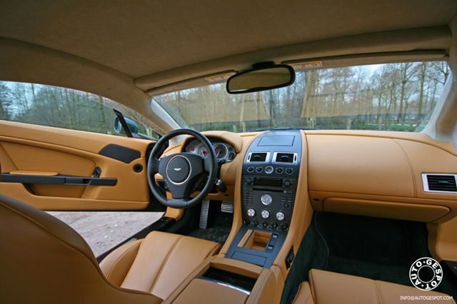 Gereden: Aston Martin V8 Vantage