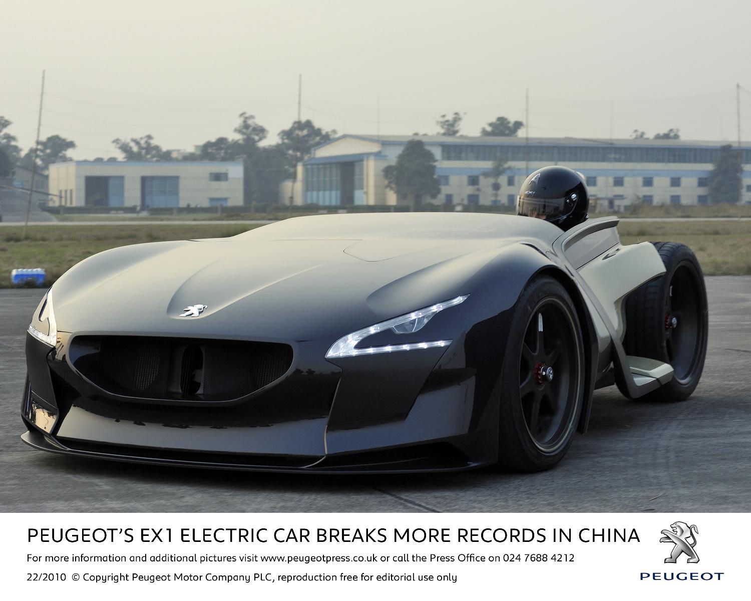 Peugeot EX1 Concept schiet uit de startblokken