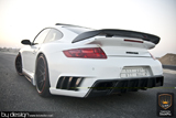 By Design Motorsport snoept voor Porsche 997 Turbo van alle walletjes