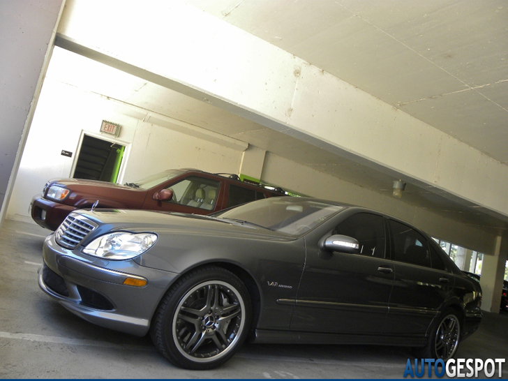 Spot van de dag: zeldzame Mercedes-Benz S 65 AMG