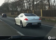 What the ...? Where is the tail of this BMW M6?