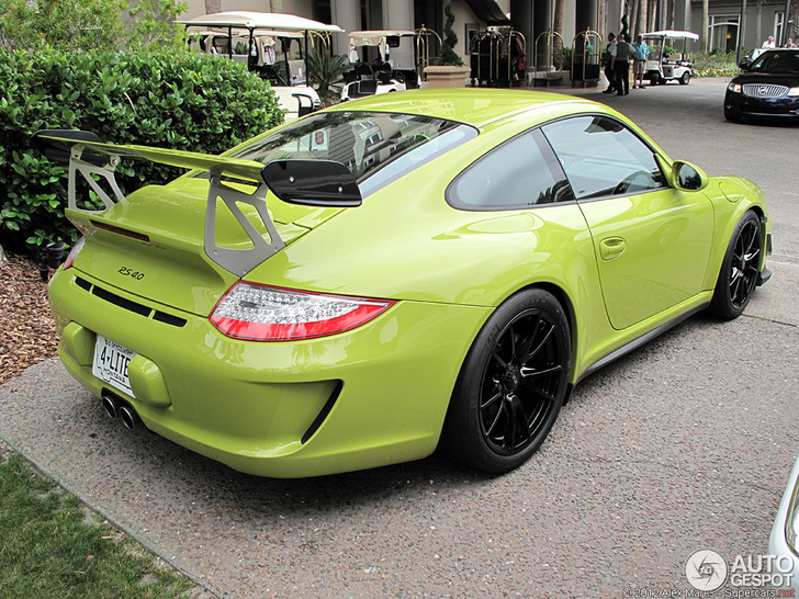 Special green Porsche 997 GT3 RS 4.0 spotted in Miami