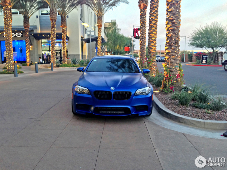 Killer in matte blue: BMW M5 F10