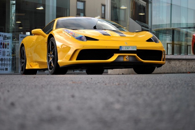 Ferrari 458 Speciale vind zijn weg naar de dealers