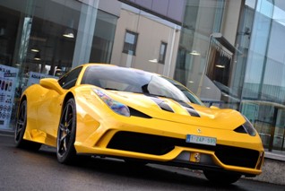 Ferrari 458 Speciale vind zijn weg naar de dealers