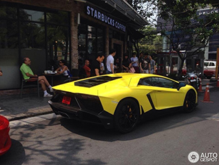 Jubileum editie van Lamborghini Aventador gespot in Bangkok 