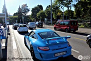 Une superbe Porsche 997 GT3 en bleu