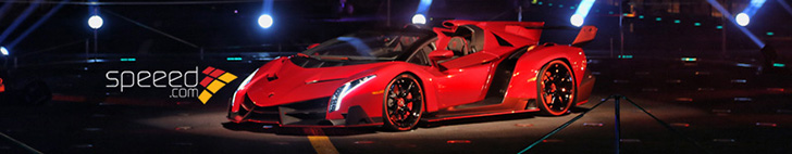 Lamborghini Veneno Roadster presentata sulla Nave Cavour