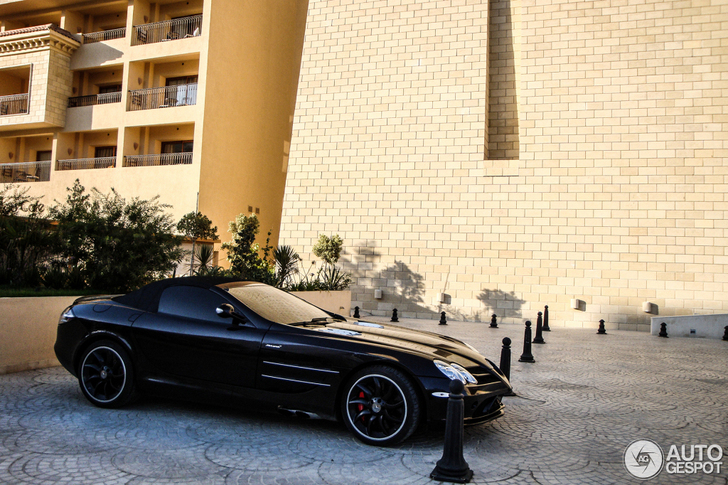 A beautiful SLR McLaren Roadsters is spotted in Tunisia