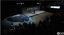 James Bond rijdt een Aston Martin DB10 in Spectre
