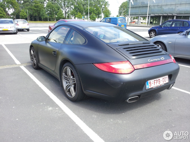 Gespot: matte kleuren deel 175