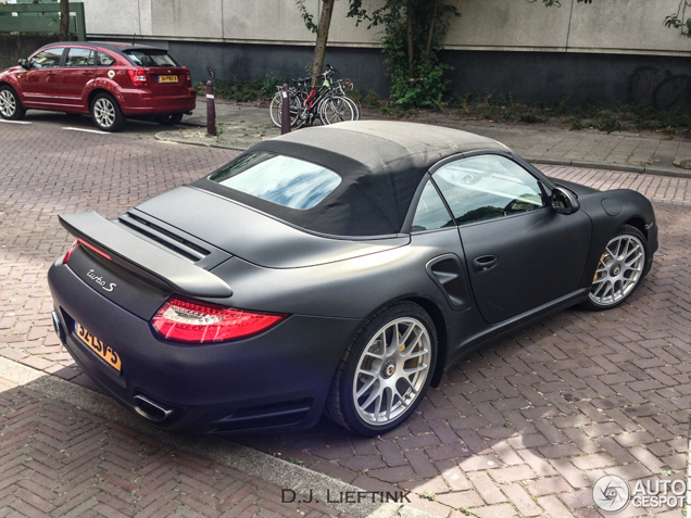 Gespot: matte kleuren deel 176