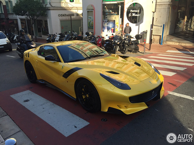 Ferrari F12tdf wordt vastgelegd in Monaco