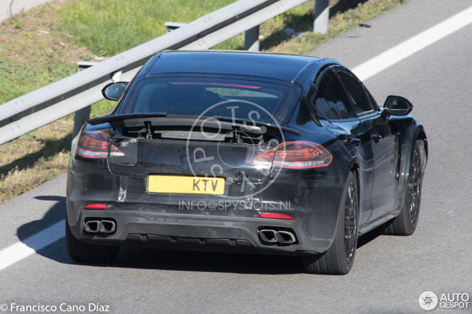 Spyshots: de Bentley die heel graag een Porsche wil zijn