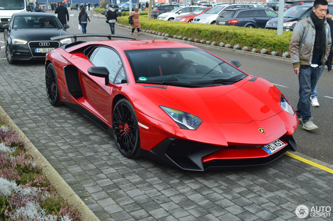 Spot van de dag: Lamborghini Aventador LP750-4 Superveloce