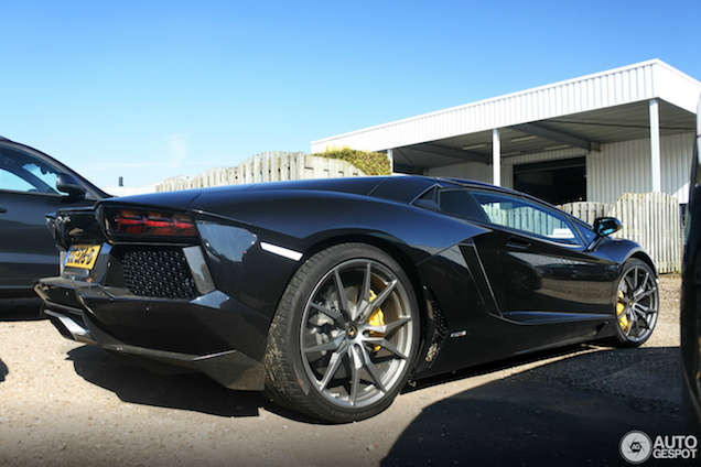 Spot van de dag: Lamborghini Aventador Roadster