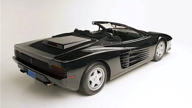 Te koop: Michael Jackson's one-off Ferrari Testarossa Convertible