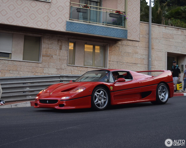 In Monaco kan je patsen met een Ferrari F50