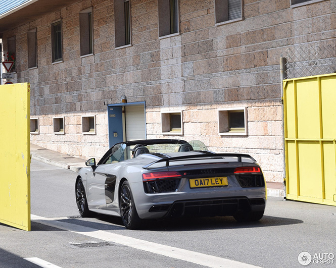 All I want for Christmas... is the Audi R8 V10 Spyder