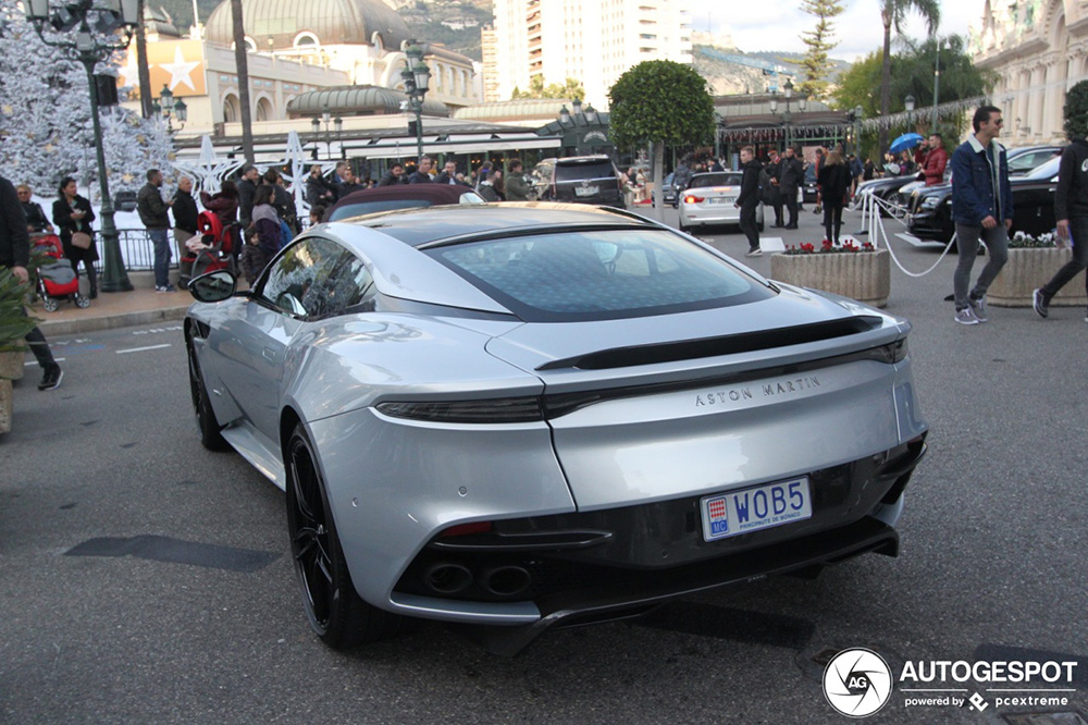 Aston Martin DBS Superleggera rolt door Monaco