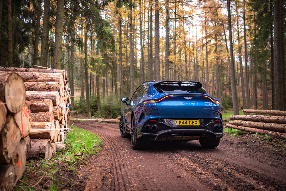 Gereden: Aston Martin DBX707